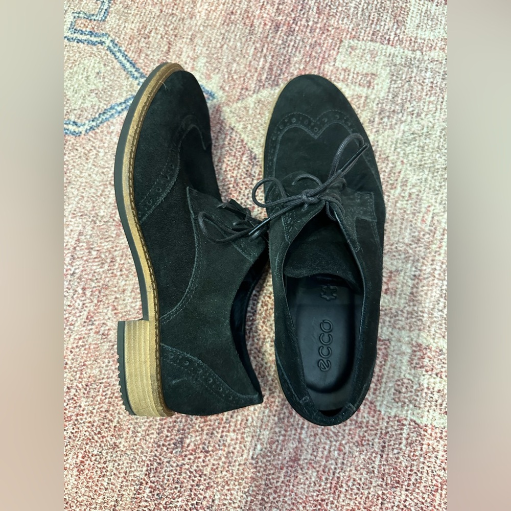 Ecco women’s black suede wingtip loafers size 39 8 - Picture 11 of 13